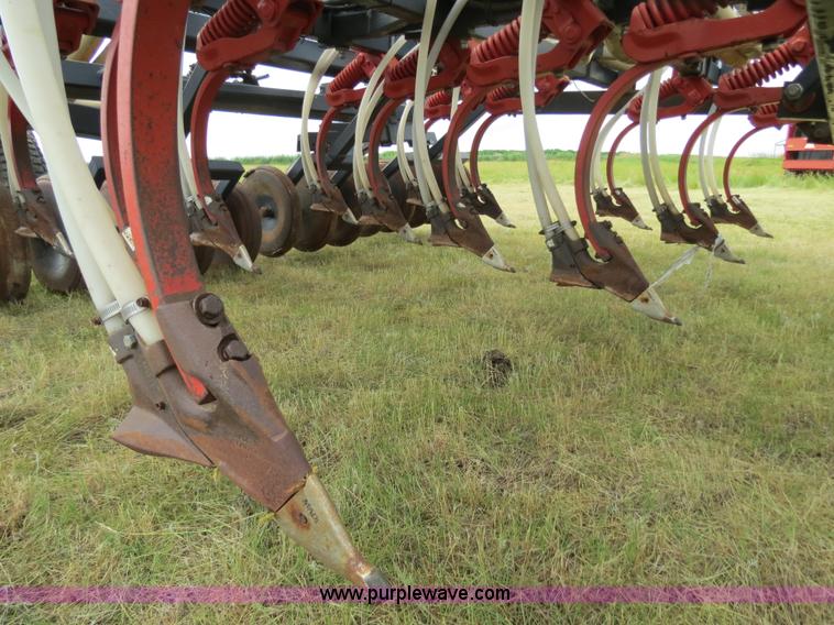 image for item A8630 1995 Flexi-Coil 5000 33' air seeder