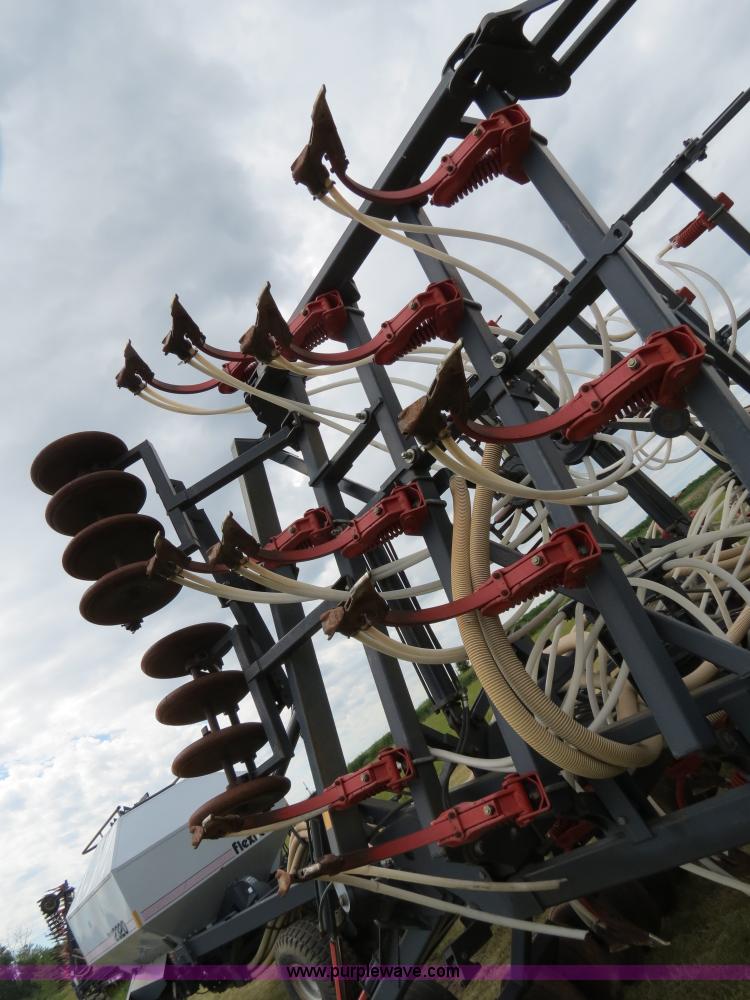 image for item A8630 1995 Flexi-Coil 5000 33' air seeder