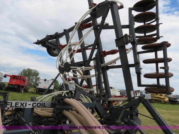 image for item A8630 1995 Flexi-Coil 5000 33' air seeder