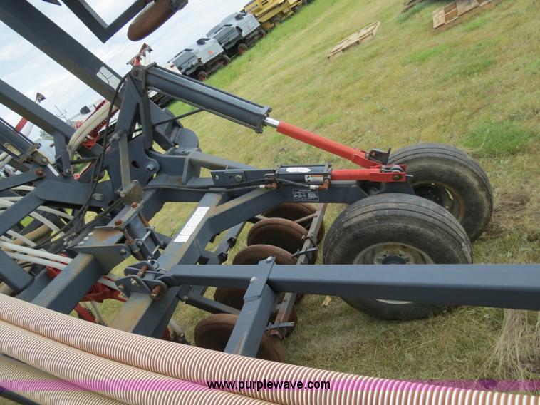 image for item A8630 1995 Flexi-Coil 5000 33' air seeder