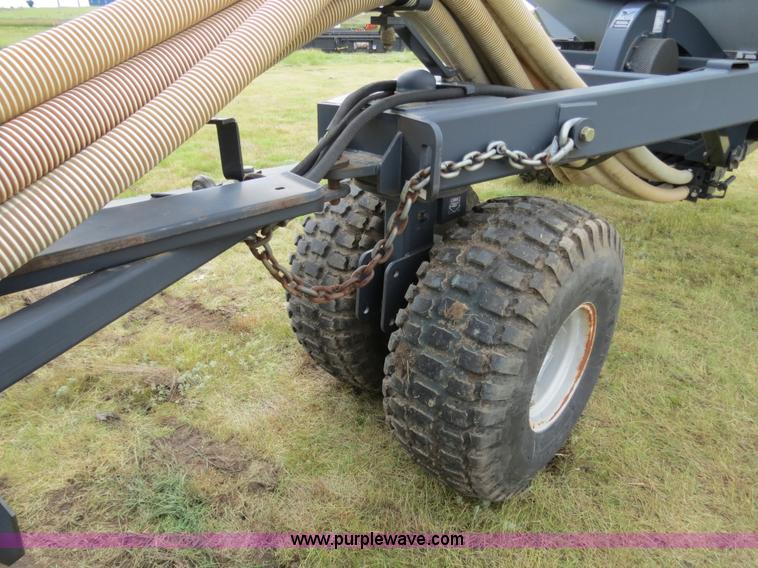 image for item A8630 1995 Flexi-Coil 5000 33' air seeder