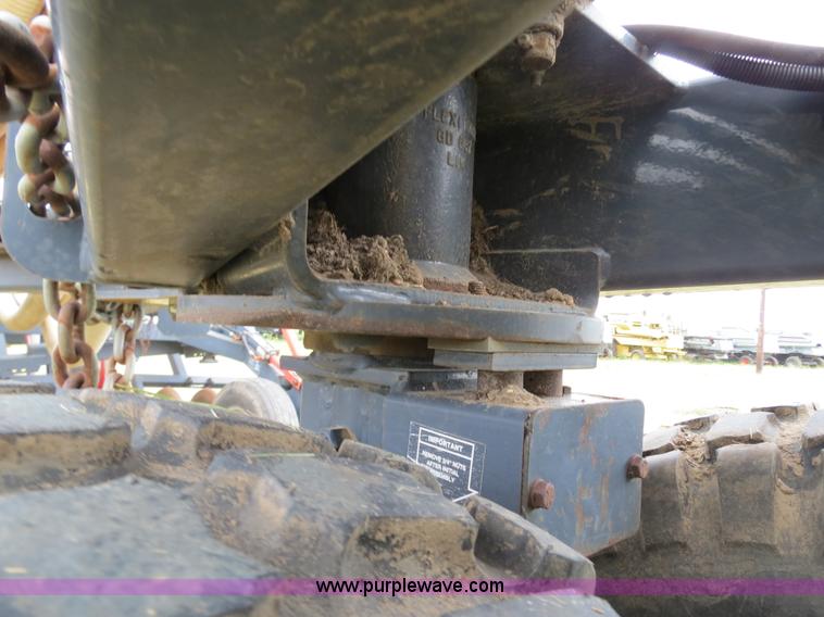 image for item A8630 1995 Flexi-Coil 5000 33' air seeder