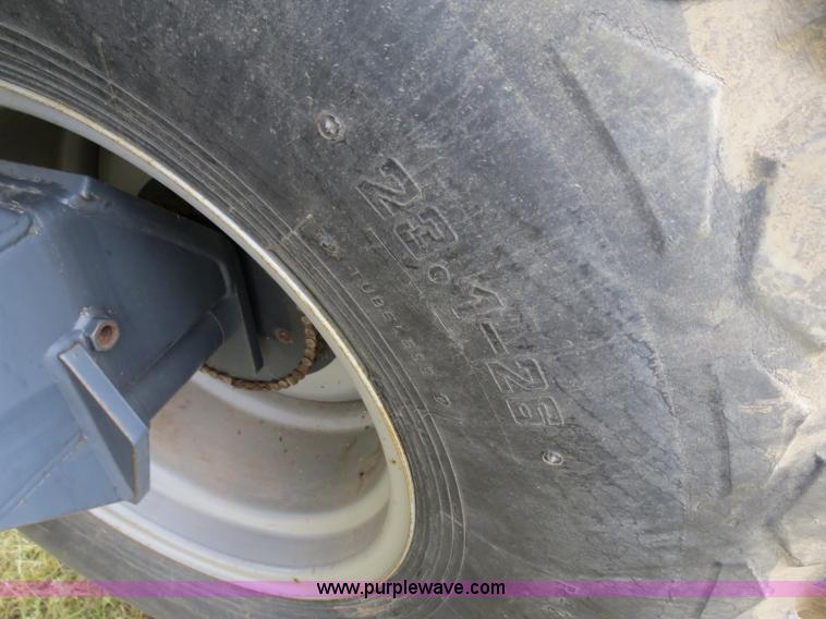 image for item A8630 1995 Flexi-Coil 5000 33' air seeder