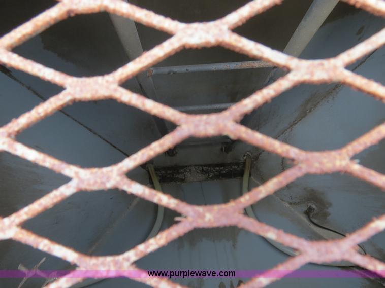 image for item A8630 1995 Flexi-Coil 5000 33' air seeder