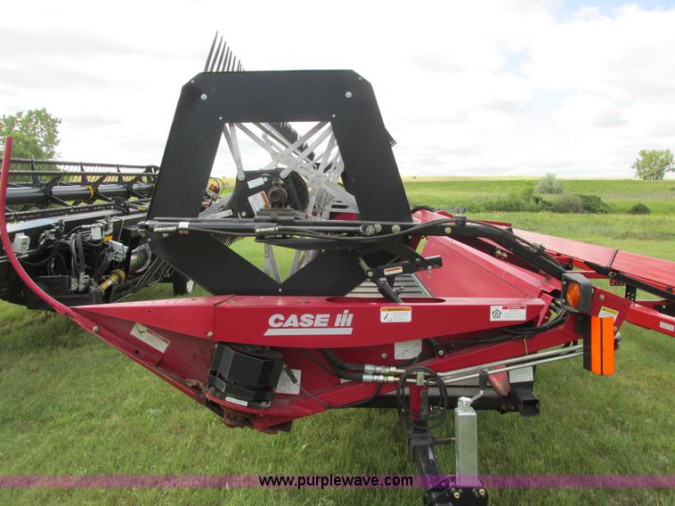 image for item A8634 Case IH DHX302 30' draper head