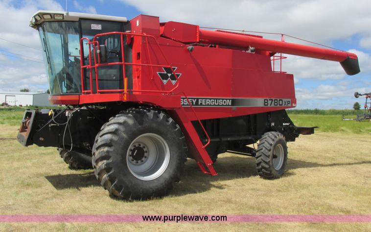 image for item A8635 2002 Massey-Ferguson 8780XP combine