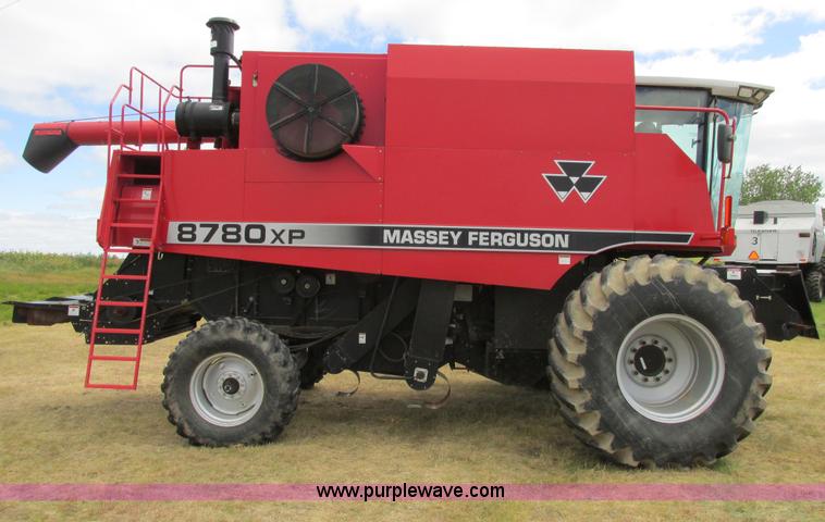image for item A8635 2002 Massey-Ferguson 8780XP combine