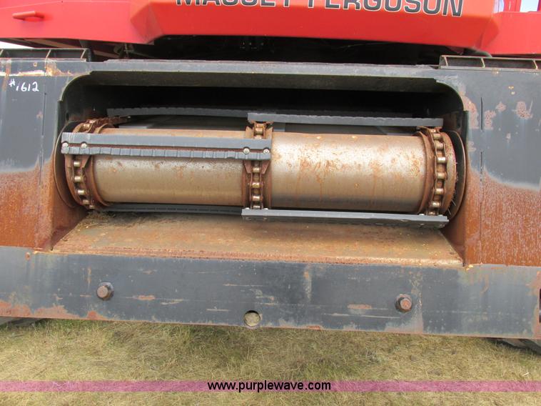 image for item A8635 2002 Massey-Ferguson 8780XP combine