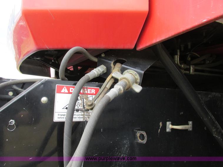 image for item A8635 2002 Massey-Ferguson 8780XP combine