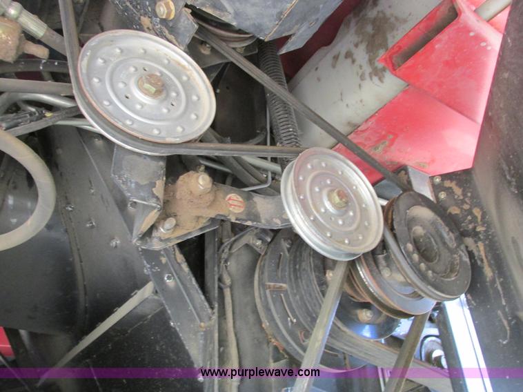 image for item A8635 2002 Massey-Ferguson 8780XP combine