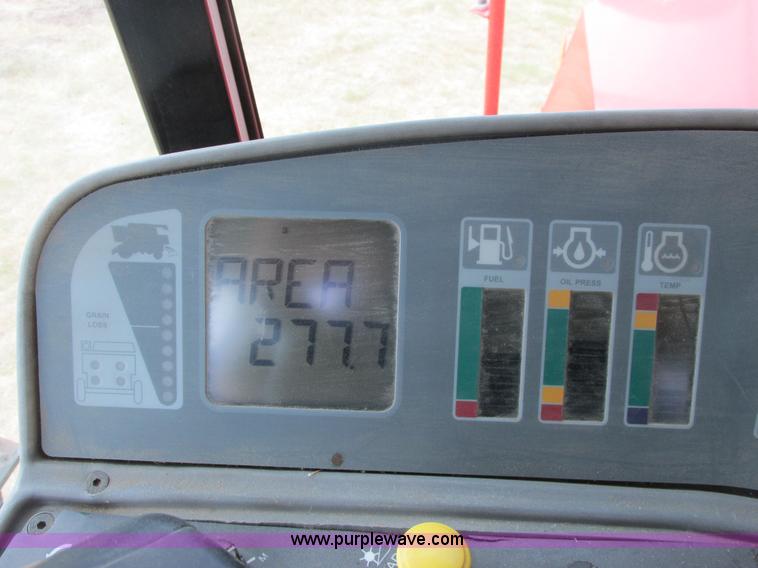 image for item A8635 2002 Massey-Ferguson 8780XP combine