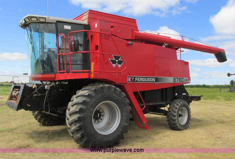 image for item A8635 2002 Massey-Ferguson 8780XP combine