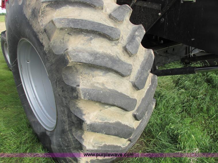 image for item A8635 2002 Massey-Ferguson 8780XP combine