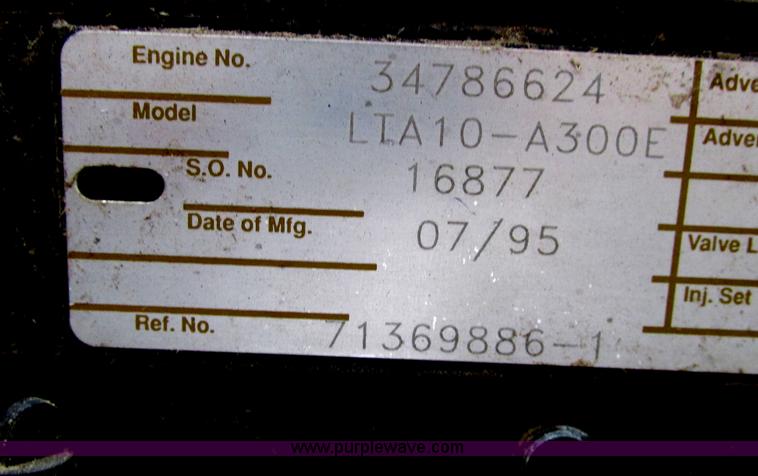 image for item A8639 1995 Gleaner R72 combine