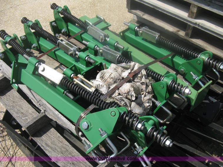 Rolling baskets finish harrow attachment in Andale, KS Item AN9576