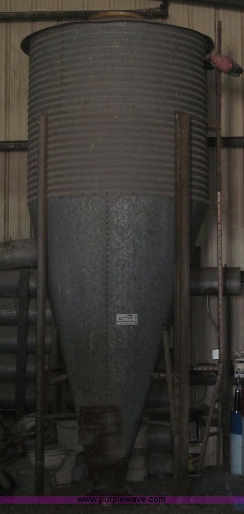 image for item B5309 BS&B four ton bulk tank