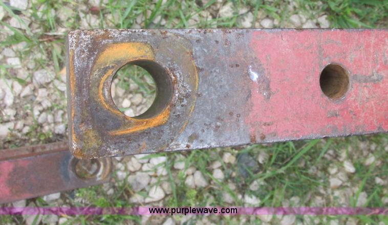 image for item E7321 1971 International 454 tractor