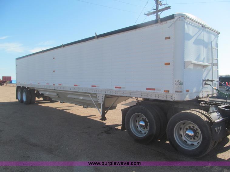 image for item F7061 1990 Timpte Century Supper Hopper grain trailer