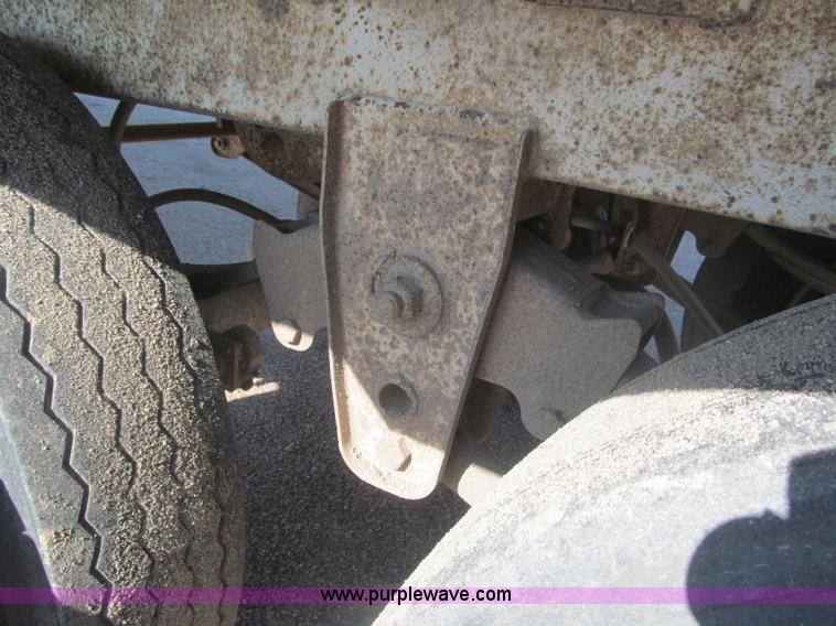 image for item F7061 1990 Timpte Century Supper Hopper grain trailer