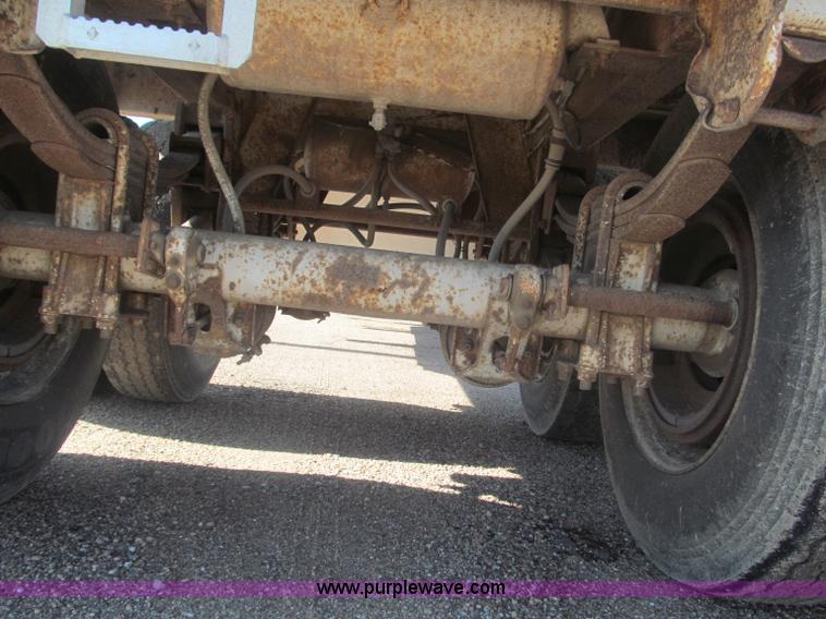 image for item F7061 1990 Timpte Century Supper Hopper grain trailer