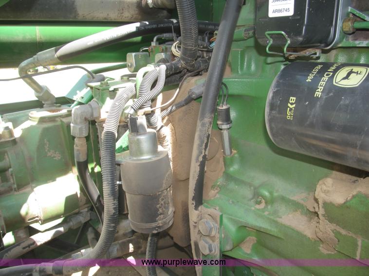image for item F7065 1989 John Deere 9600 combine