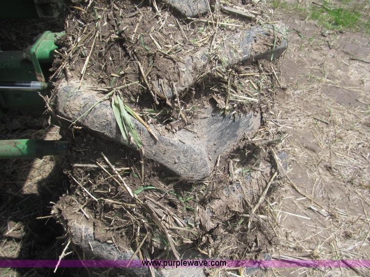 image for item F7065 1989 John Deere 9600 combine