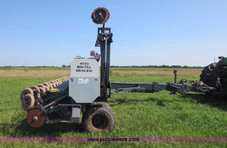 image for item F8006 2003 CrustBuster 4030 Min-Till drill