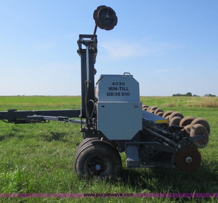 image for item F8006 2003 CrustBuster 4030 Min-Till drill