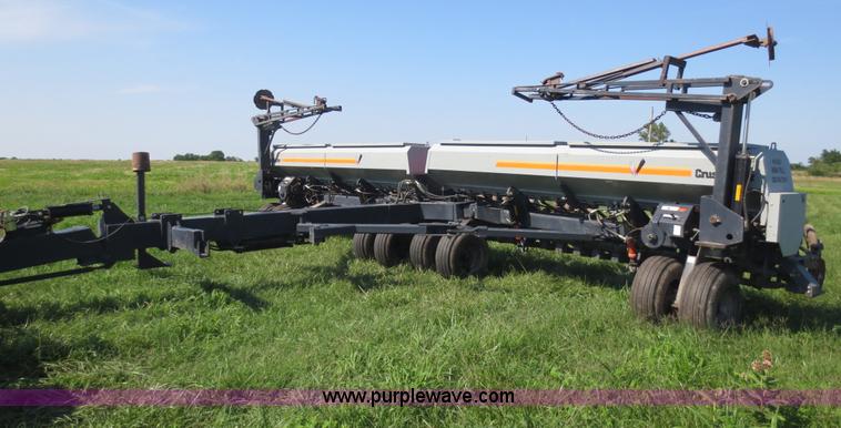 image for item F8006 2003 CrustBuster 4030 Min-Till drill