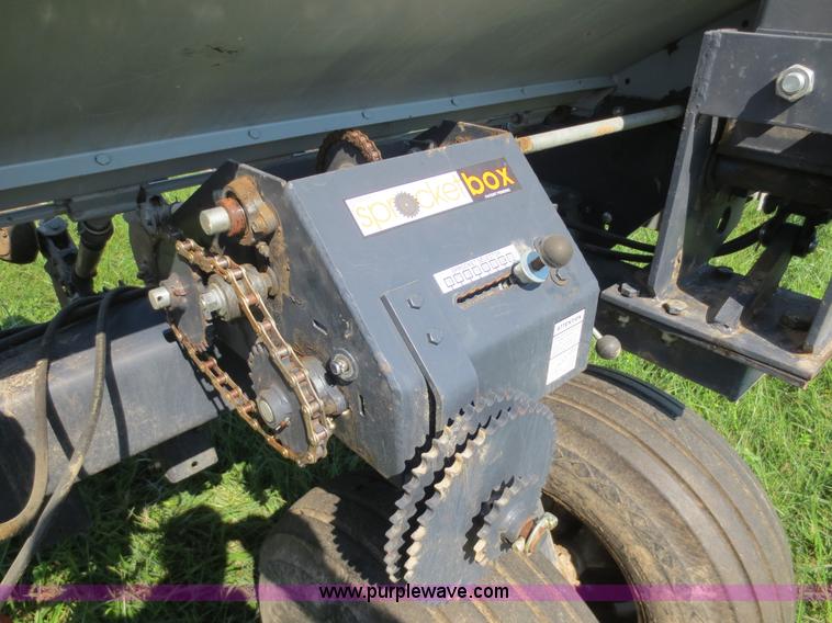 image for item F8006 2003 CrustBuster 4030 Min-Till drill