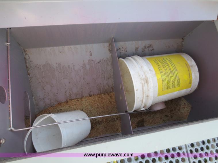 image for item F8006 2003 CrustBuster 4030 Min-Till drill