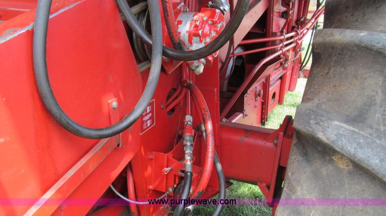 image for item G2058 1979 International 1460 Axial-Flow 2WD combine