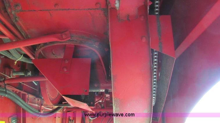 image for item G2058 1979 International 1460 Axial-Flow 2WD combine