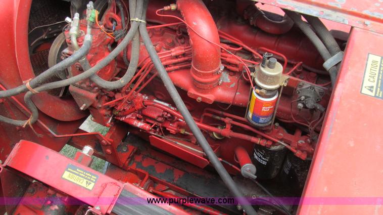 image for item G2058 1979 International 1460 Axial-Flow 2WD combine
