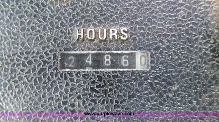 image for item G2058 1979 International 1460 Axial-Flow 2WD combine