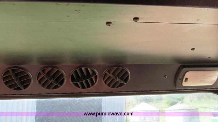 image for item G2058 1979 International 1460 Axial-Flow 2WD combine