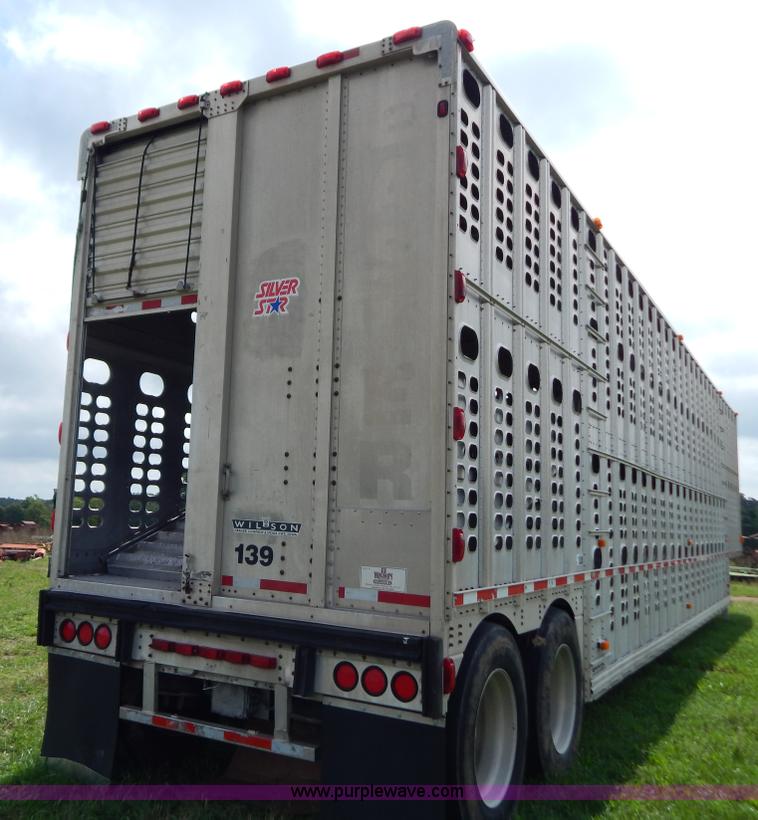 image for item G3340 1999 Wilson 52'L cattle pot trailer