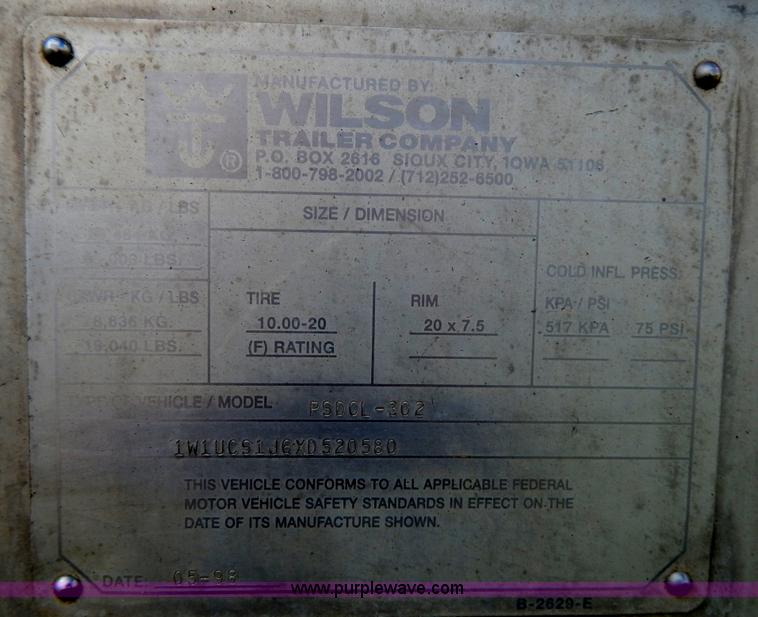 image for item G3340 1999 Wilson 52'L cattle pot trailer