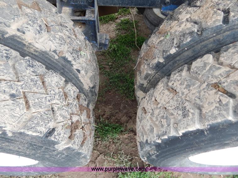 image for item G3342 1984 Freightliner dump truck