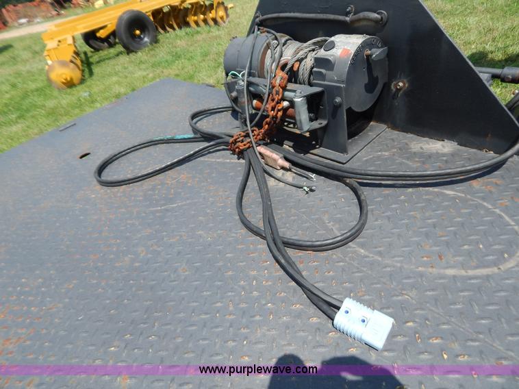 image for item G3348 1973 28' tilt deck trailer