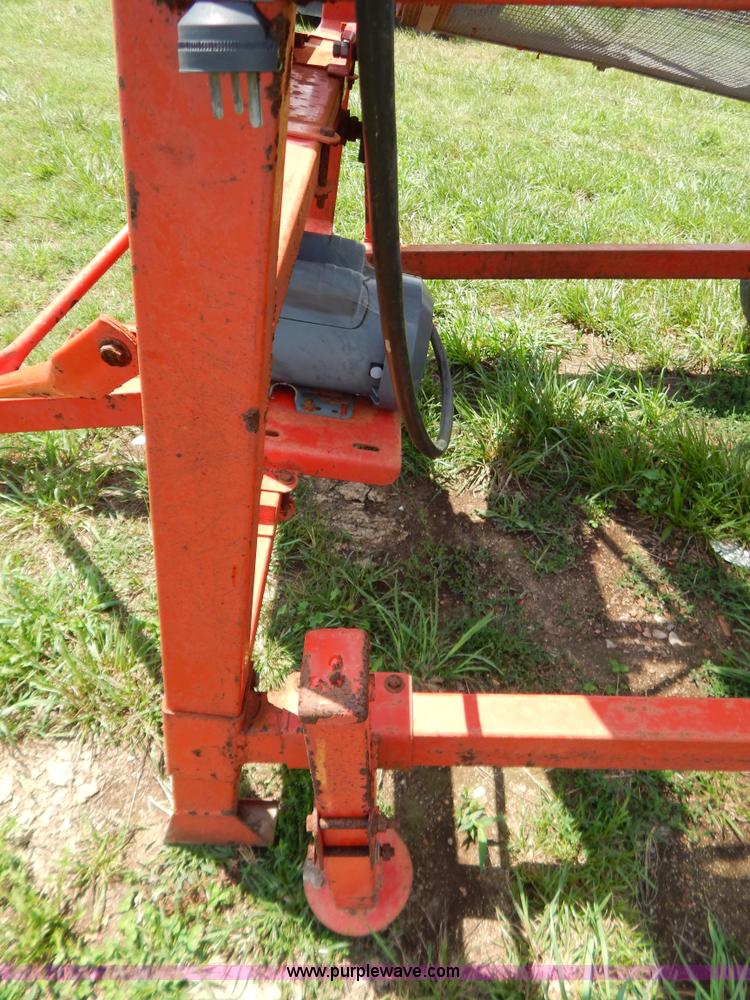 image for item G3349 SnowCo seed cleaner