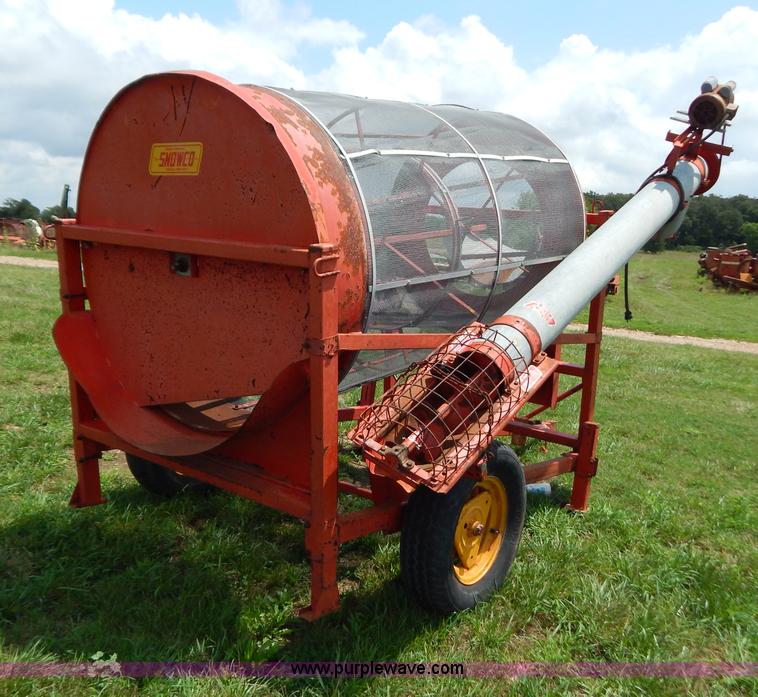 image for item G3349 SnowCo seed cleaner