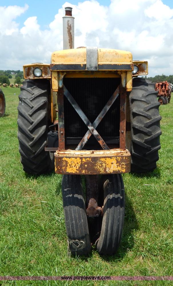 image for item G3354 Minneapolis Moline U-302 tractor