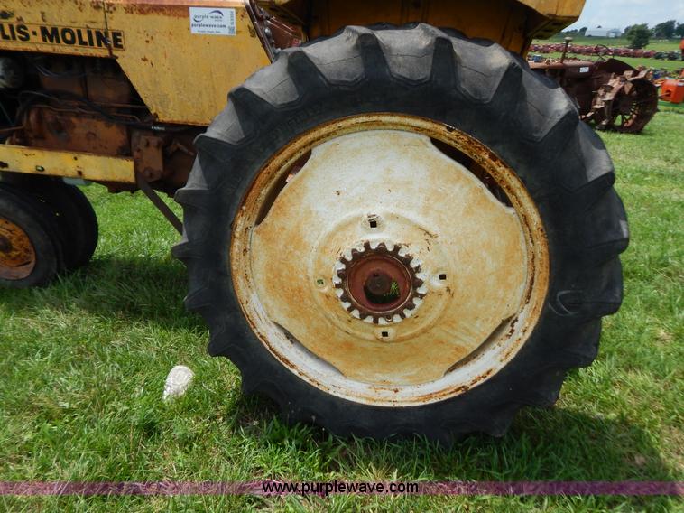 image for item G3354 Minneapolis Moline U-302 tractor