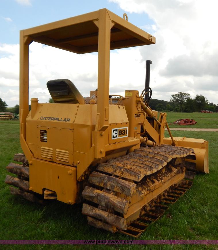 image for item G3356 1977 Caterpillar 931 track loader