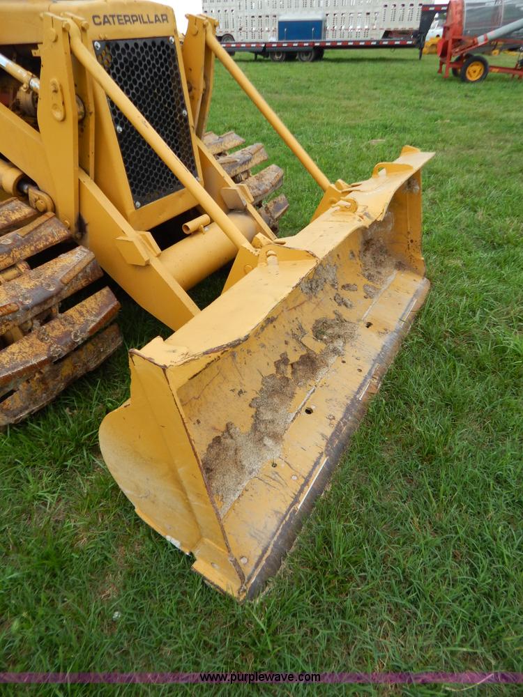 image for item G3356 1977 Caterpillar 931 track loader