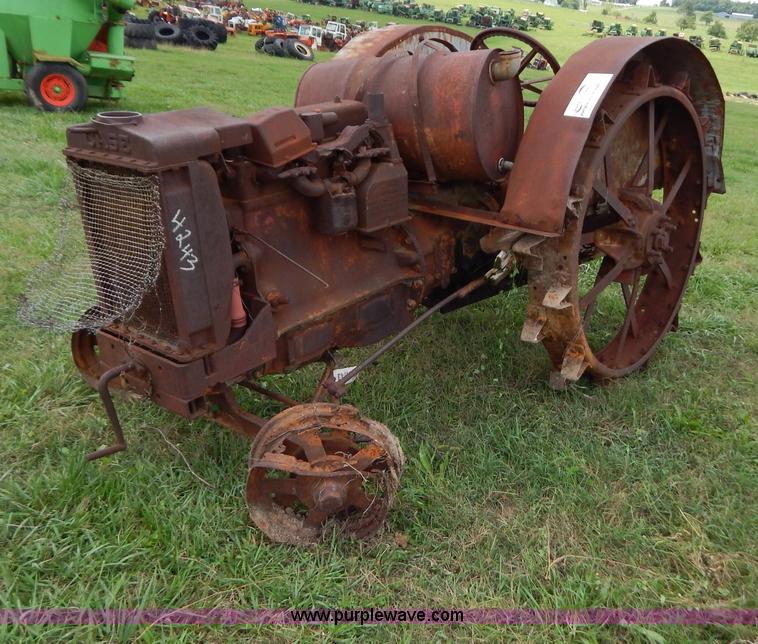 image for item G3358 Case C tractor