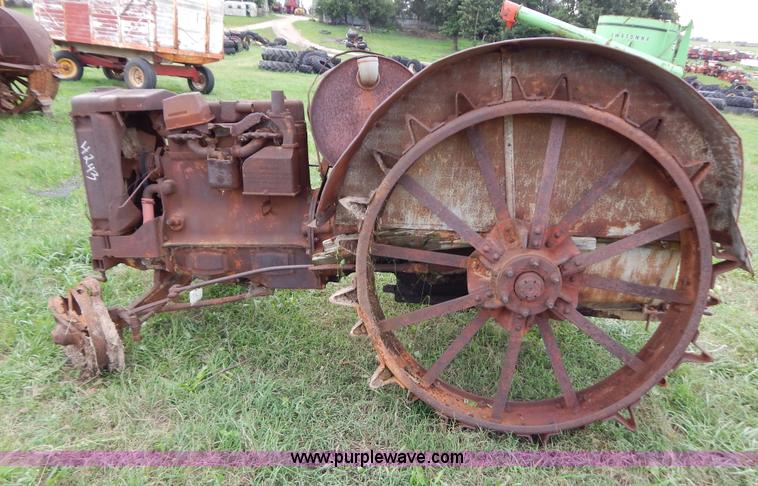 image for item G3358 Case C tractor