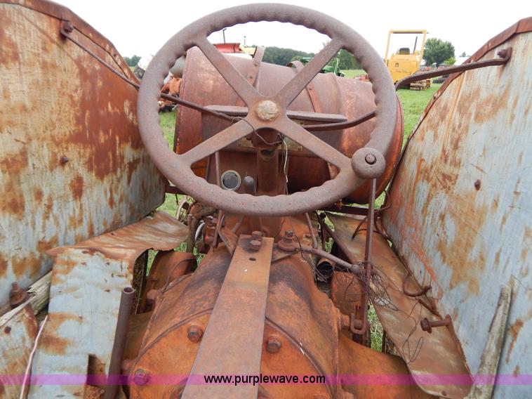 image for item G3358 Case C tractor