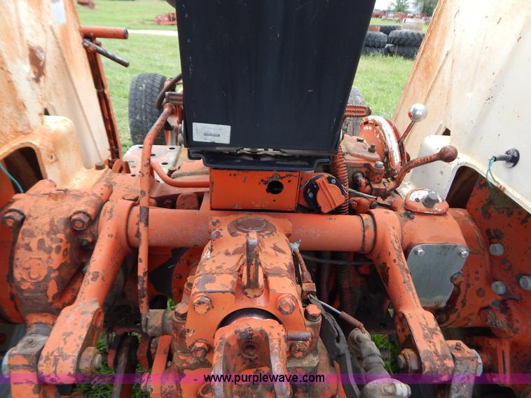 image for item G3361 Case 1210 tractor